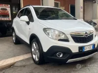 Usata Opel Mokka Cosmo 131 CV (96 kW) 2014 Bianco SUV