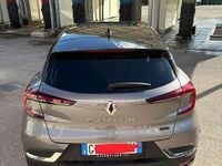Usata Renault Captur Engineered 94 CV (69 kW) 2023 Argento SUV