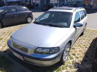 Usata Volvo V70 250 CV (183 kW) 2000 Grigio Station wagon