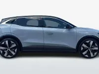 Używany Renault Megane E-Tech Techno 160 kW (218 KM) 2023 Szary Sedan/Limuzyna