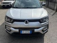 Usata Ssangyong (KGM) Tivoli 127 CV (93 kW) 2018 Argento SUV