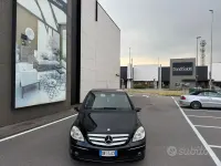 Usata Mercedes B180 109 CV (80 kW) 2008 Nero Monovolume