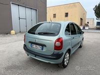 Usata Citroën Xsara Picasso 74 CV (54 kW) 2002 Verde Monovolume