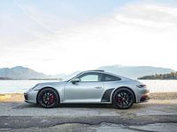 Usata Porsche 911 Carrera 4S 450 CV (330 kW) 2021 Argento gt Coupé