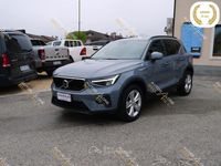 Usata Volvo XC40 163 CV (119 kW) 2023 Thunder grey metallizzato SUV