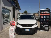 Usata Peugeot Partner Premium 101 CV (74 kW) 2022 Bianco Monovolume