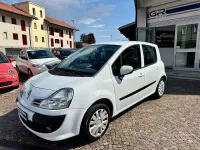 Usata Renault Modus 75 CV (55 kW) 2013 Bianco Monovolume