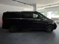 Usata Mercedes V300 Premium Plus 239 CV (175 kW) 2021 Nero Monovolume