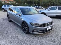 Usata VW Passat Executive 150 CV (110 kW) 2020 Argento Station wagon
