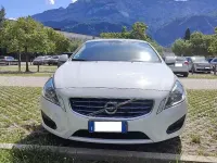 Usata Volvo V60 Momentum 181 CV (133 kW) 2013 Bianco Station wagon