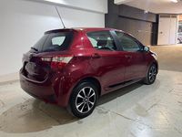 Usata Toyota Yaris Active 72 CV (52 kW) 2020 Rosso Utilitaria