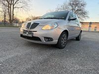 Usata Lancia Ypsilon 60 CV (44 kW) 2007 Grigio Utilitaria