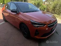 Usata Opel Corsa GS Line 102 CV (75 kW) 2020 Arancione Utilitaria