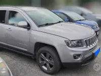 Usata Jeep Compass North 136 CV (100 kW) 2014 Grigio metallizzato SUV