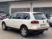 Usata VW Touareg 174 CV (127 kW) 2009 Beige SUV