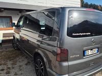 Usata VW Multivan 140 CV (102 kW) 2010 Grigio Furgone