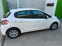 usata Peugeot 208 1.4 hdi