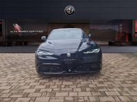 Nuova Alfa Romeo Giulia Quadrifoglio 518 CV (380 kW) 2025 Nero Berlina