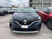 Usata Renault Captur Equilibre 101 CV (74 kW) 2023 Blu marine SUV