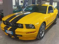 Usata Ford Mustang 245 CV (180 kW) 2006 Giallo Coupé