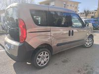 Usata Fiat Doblò Lounge 95 CV (69 kW) 2017 Bronzo Monovolume