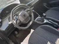 Usata Peugeot 208 Active 101 CV (74 kW) 2024 Grigio Utilitaria