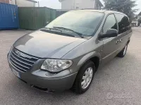 Usata Chrysler Grand Voyager Limited 150 CV (110 kW) 2006 Grigio Monovolume