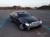 Usata Mercedes E200 Elegance 136 CV (100 kW) 2007 Nero Berlina