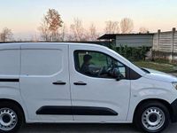 Gebraucht Peugeot Partner 131 PS (96 kW) 2019 Weiß Van / Kleinbus