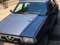 Usata Alfa Romeo 75 110 CV (80 kW) 1988 Grigio Berlina