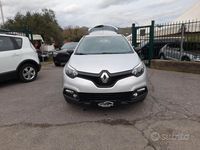 Usata Renault Captur 90 CV (66 kW) 2015 Grigio SUV