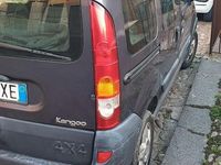 Usata Renault Kangoo 84 CV (61 kW) 2004 Blu Berlina