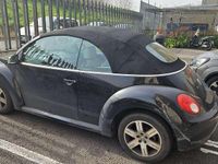 Usata VW New Beetle 105 CV (77 kW) 2009 Nero Utilitaria