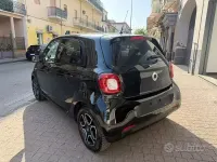 Usata Smart ForFour Prime 90 CV (66 kW) 2019 Nero Utilitaria