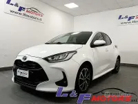 Usata Toyota Yaris Hybrid 92 CV (67 kW) 2022 Bianco Berlina
