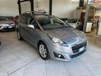 Usata Peugeot 5008 Access 114 CV (83 kW) 2015 Argento Monovolume