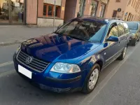 Usata VW Passat 102 CV (75 kW) 2002 Blu Station wagon