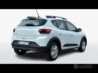 Usata Dacia Sandero Expression 101 CV (74 kW) 2023 Bianco Berlina