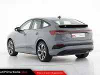 Usata Audi Q4 Sportback e-tron S-Line 150 kW (204 CV) 2023 Grigio selce SUV