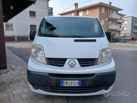 Usata Renault Trafic Black Edition 116 CV (85 kW) 2012 Bianco Monovolume