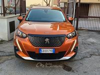 Usata Peugeot 2008 Allure 131 CV (96 kW) 2020 Arancione SUV