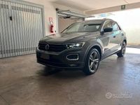 Usata VW T-Roc Sport 150 CV (110 kW) 2021 Grigio SUV