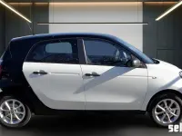 Usata Smart ForFour 71 CV (52 kW) 2019 B4 bianco Utilitaria