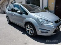 Usata Ford S-MAX Titanium 140 CV (102 kW) 2010 Grigio Monovolume