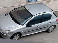 Usata Peugeot 206 68 CV (50 kW) 2003 Berlina