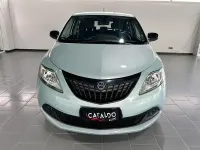 Usata Lancia Ypsilon Gold 69 CV (50 kW) 2024 Blu/azzurro Utilitaria