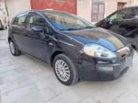 Usata Fiat Grande Punto 77 CV (56 kW) 2010 Nero Utilitaria