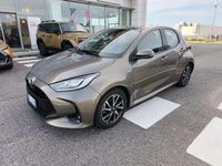 Usata Toyota Yaris Hybrid Trend 92 CV (67 kW) 2021 Grigio scuro Berlina
