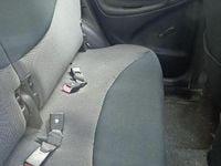 Usata Toyota Yaris 75 CV (55 kW) 2004 Grigio Berlina