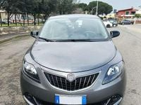 Usata Lancia Ypsilon 69 CV (50 kW) 2024 Grigio Utilitaria